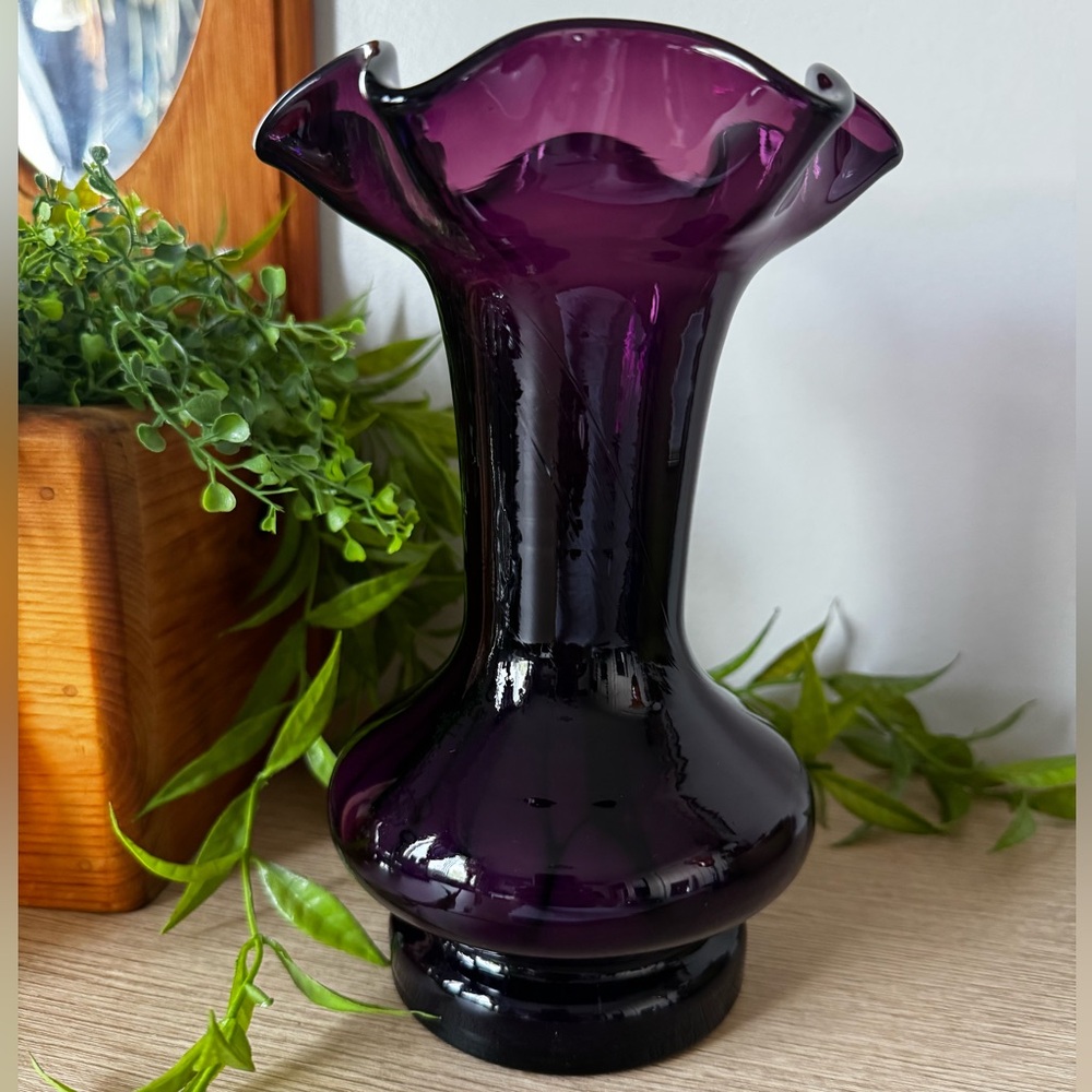 Elegant Amethyst Glass Vase